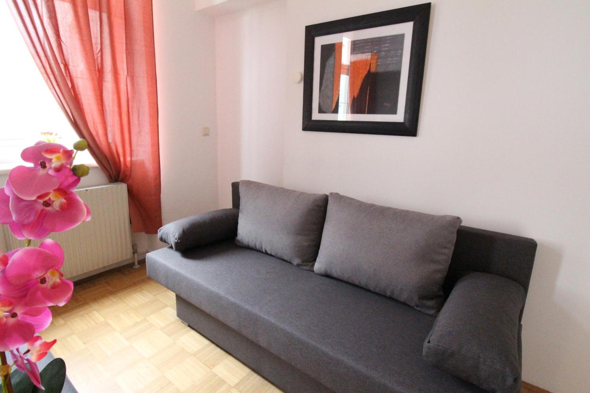 Zx Quad Room In Meidling Wien Exterior foto