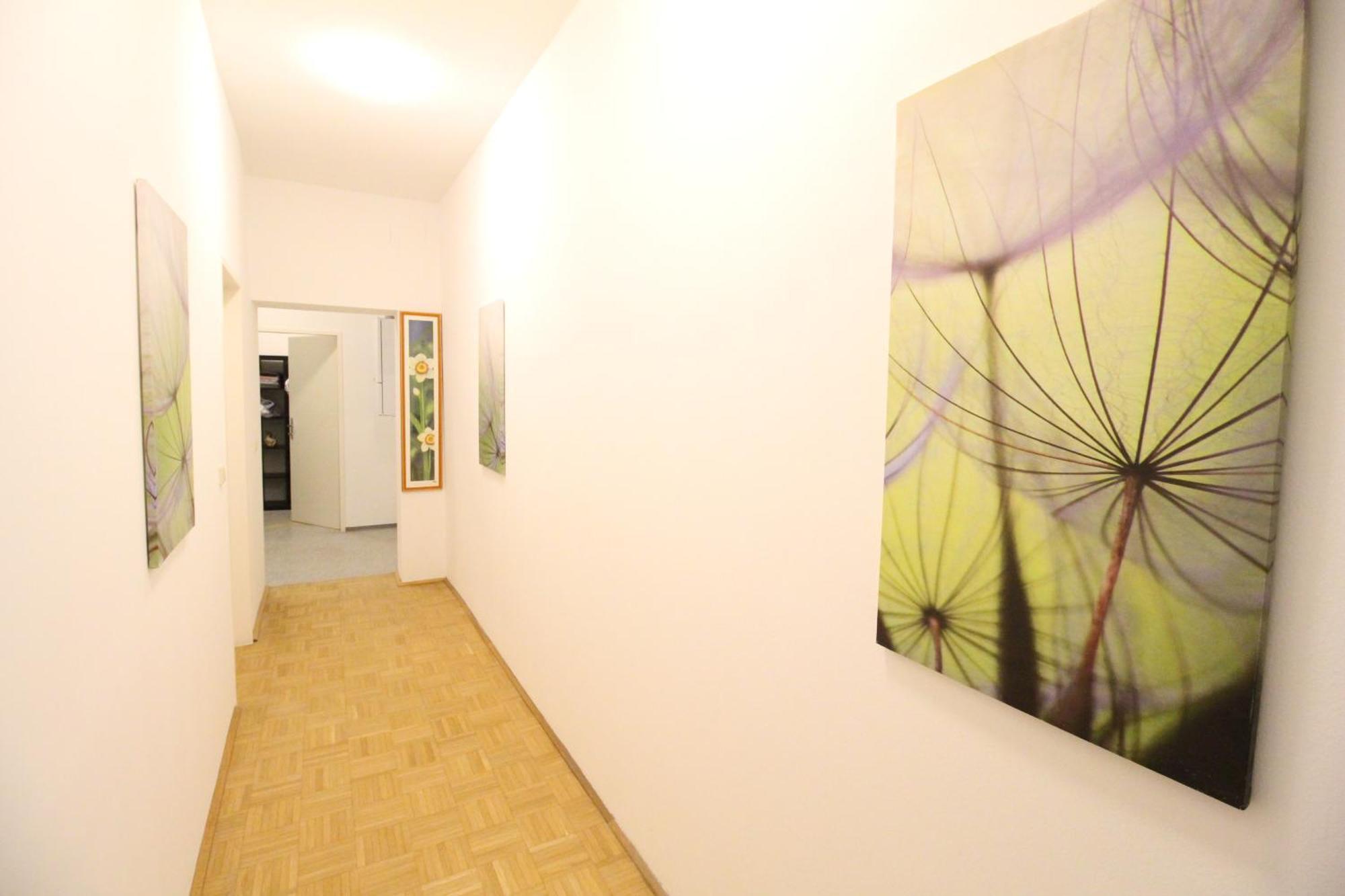 Zx Quad Room In Meidling Wien Exterior foto
